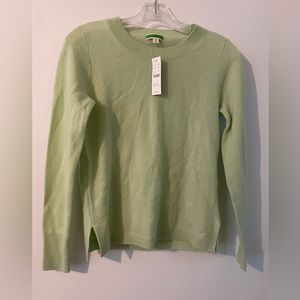 J. Crew Cashmere Sweater Size XS. Brand New Honey Dew Green Sweater